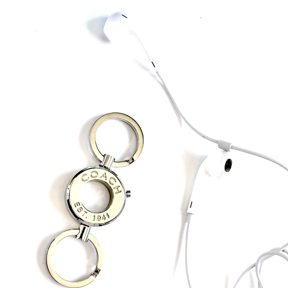 COACH classic polished silver unisex double key ring NEW - Picture 6 of 7